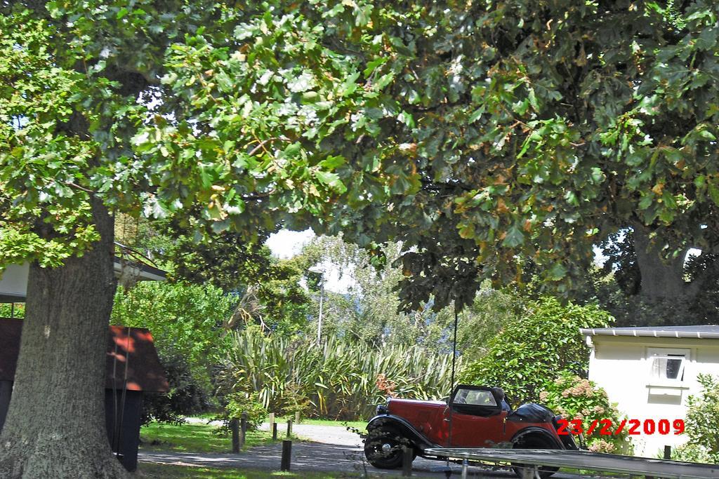 Te Aroha Holiday Park And Motels ภายนอก รูปภาพ