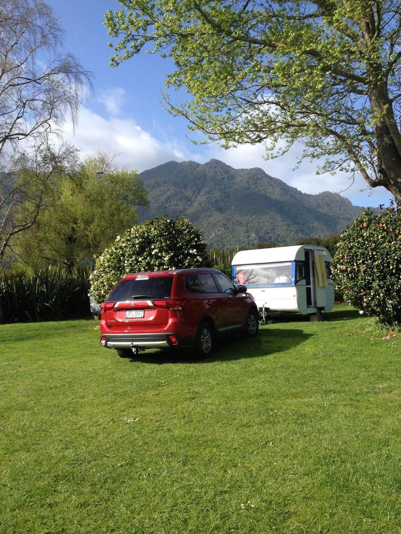 Te Aroha Holiday Park And Motels ภายนอก รูปภาพ